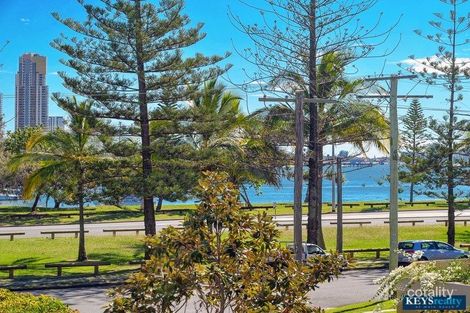 Property photo of 30 Montgomery Avenue Main Beach QLD 4217