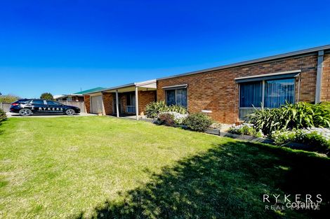 Property photo of 6 Stirling Drive Lakes Entrance VIC 3909