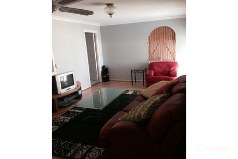 132 Ashmore Rd, Benowa, QLD 4217