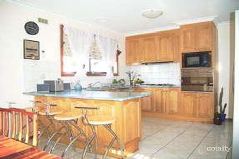 Property photo of 24 Mulhall Drive St Albans VIC 3021