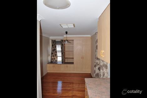 Property photo of 19 Tarakan Avenue Ashmont NSW 2650