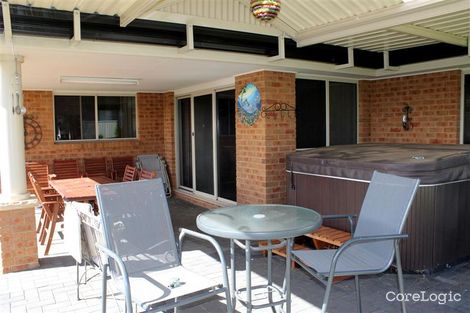 Property photo of 32 William Farrer Drive Dubbo NSW 2830