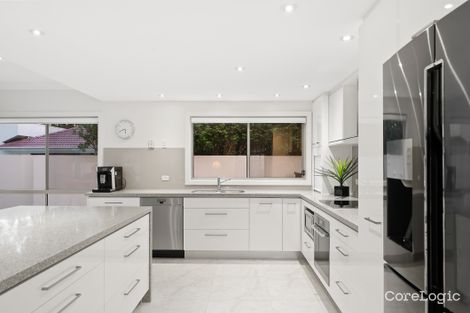 Property photo of 3192 Riverleigh Drive Hope Island QLD 4212
