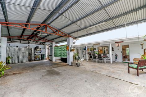 Property photo of 25 Carramar Crescent Caravonica QLD 4878