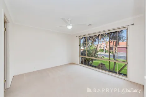Property photo of 3 Heriot Court Wyndham Vale VIC 3024