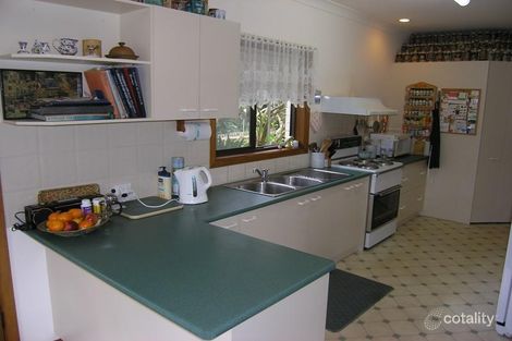 Property photo of 32 Bakers Gully Road Bright VIC 3741