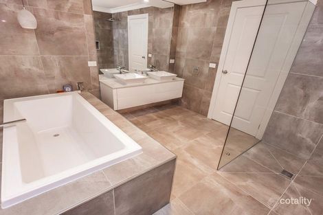 Property photo of 1 Hull Court Greenvale VIC 3059