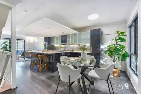 1/4 Cowlishaw St, Bowen Hills, QLD 4006