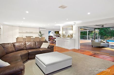 Property photo of 2 Aylesbury Way Warrandyte VIC 3113