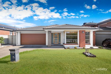 13 Rosella Ave, Pakenham, VIC 3810