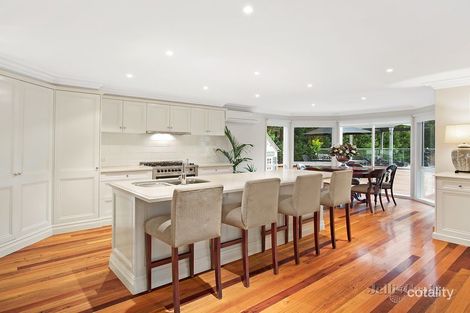 Property photo of 2 Aylesbury Way Warrandyte VIC 3113