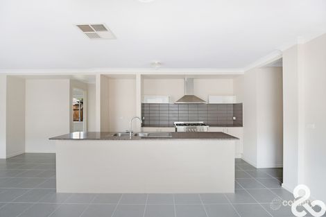 Property photo of 32 Marlowe Grange Mernda VIC 3754