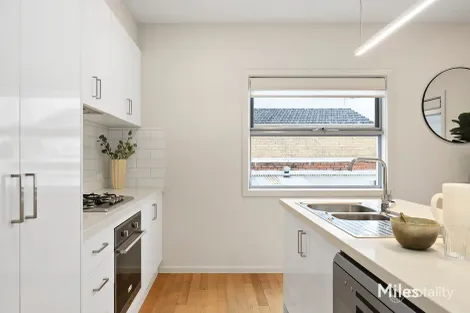 Property photo of 128D Raglan Street Preston VIC 3072