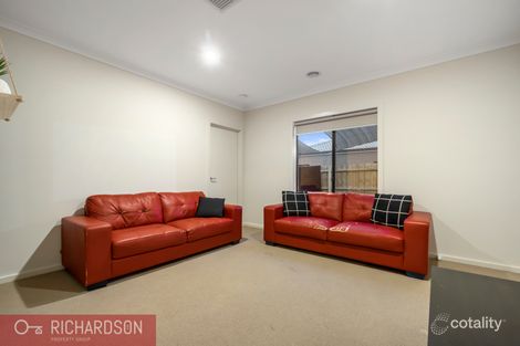 Property photo of 73 Mantello Drive Werribee VIC 3030