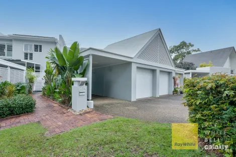 5479 Bay Hill Tce, Hope Island, QLD 4212