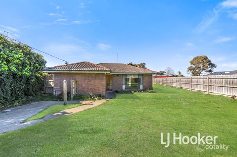 118 Racecourse Rd N, Pakenham, VIC 3810
