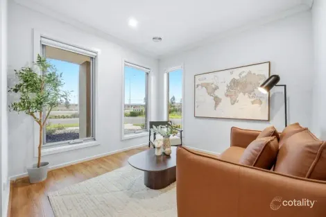 Property photo of 68 Palmdale Crescent Mambourin VIC 3024