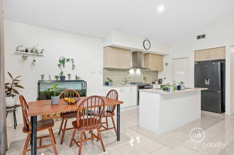 Property photo of 22 Soapstone Walk Doreen VIC 3754