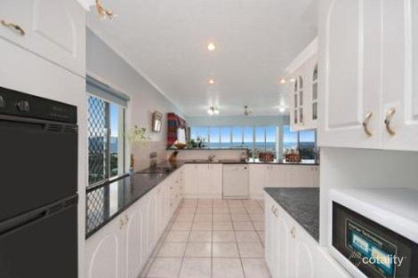 Property photo of 2/19 Hillside Crescent Townsville City QLD 4810