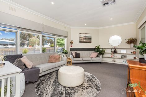 Property photo of 246 High Street Kangaroo Flat VIC 3555