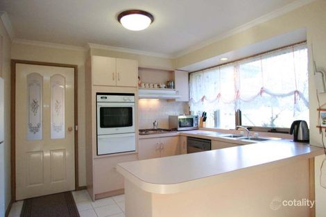 Property photo of 11 Linnel Court Rowville VIC 3178