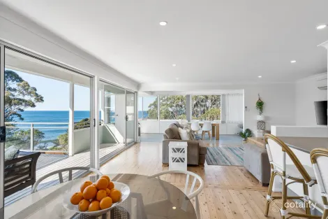 Property photo of 20 Shipton Crescent Mollymook NSW 2539