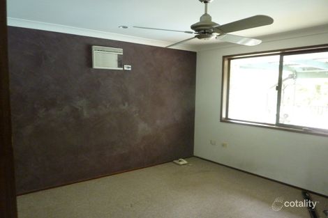 Property photo of 139 Kumbari Avenue Labrador QLD 4215