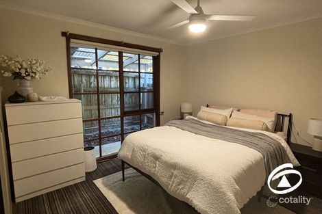 Property photo of 12 Daniher Close Berwick VIC 3806