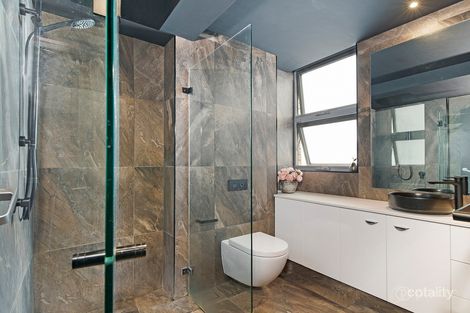 Property photo of 11/90 Lambert Street Kangaroo Point QLD 4169
