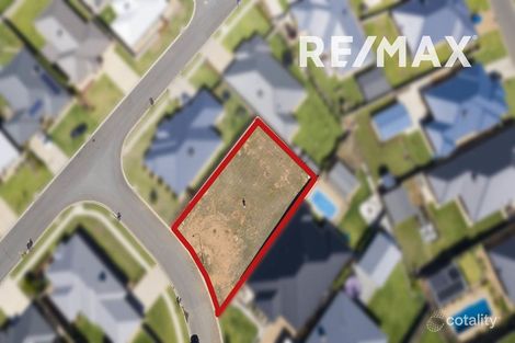 Property photo of 3 Flack Crescent Boorooma NSW 2650