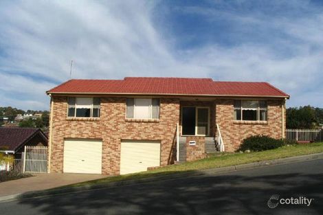 26 Murrogun Cres, Cordeaux Heights, NSW 2526