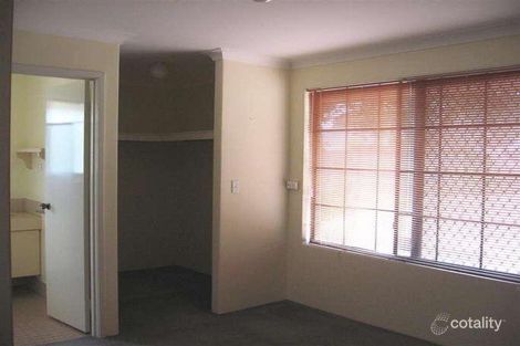 Property photo of 4 Leander Street Beldon WA 6027