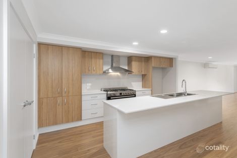 14a Throsby Cres, Sunshine Bay, NSW 2536