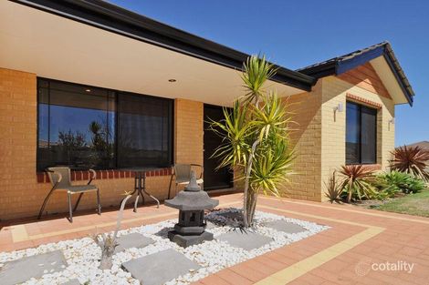 Property photo of 2 St Louis Avenue Hocking WA 6065