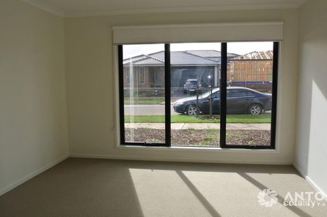 Property photo of 26 Thorngrove Street Truganina VIC 3029