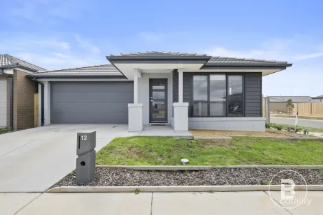 12 Sunpeaks St, Winter Valley, VIC 3358