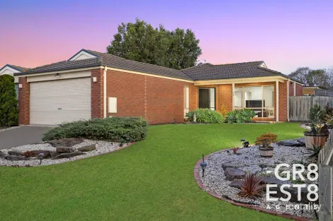 13 BOOKHAM WAY, CRANBOURNE WEST, VIC 3977