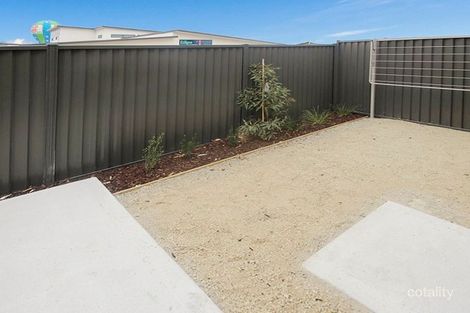 Property photo of 59 Nugget Way Cranbourne East VIC 3977