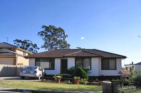 6 Barton St, Oak Flats, NSW 2529