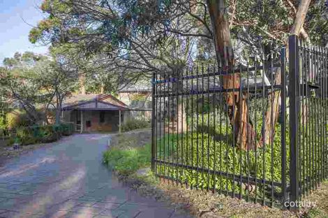 Property photo of 3 Redgum Place Aberfoyle Park SA 5159