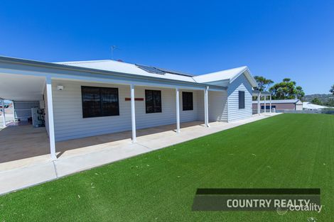 Property photo of 10 Heaton Drive Northam WA 6401