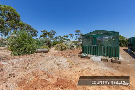 Property photo of 10 Heaton Drive Northam WA 6401