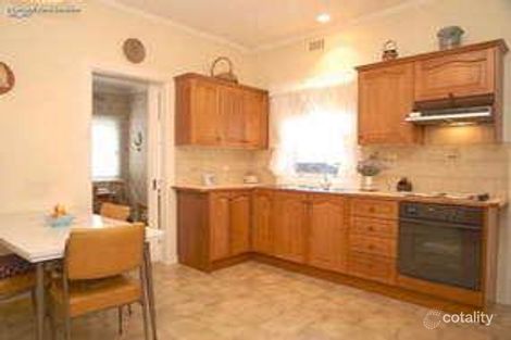 Property photo of 8 Cornwall Road Sunshine VIC 3020