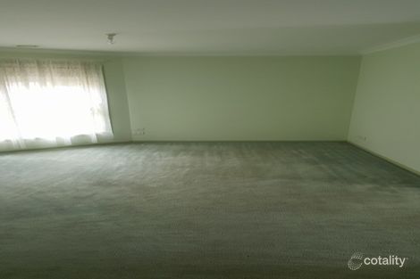 Property photo of 2/15 Craigielea Avenue St Albans VIC 3021