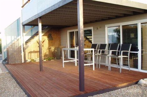 Property photo of 6 Ocean View Road Venus Bay SA 5607