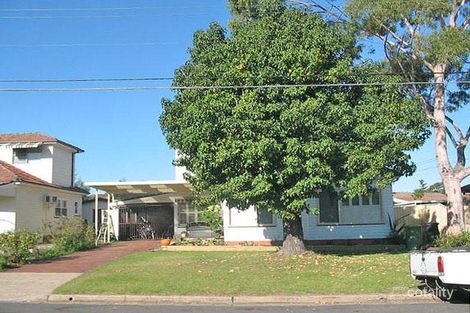 29 Cockburn Cres, Fairfield East, NSW 2165