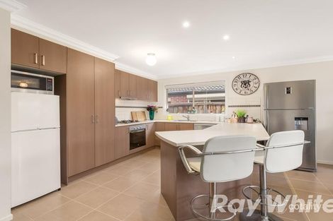 Property photo of 12 Gillow Grove Doreen VIC 3754