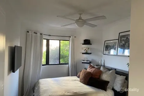 Property photo of 5/2 Broad Street Labrador QLD 4215