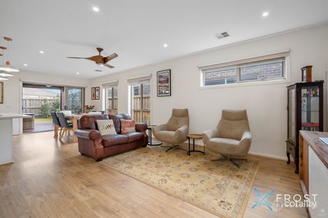 Property photo of 16 Azolla Avenue Werribee VIC 3030