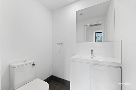 Property photo of 2/2 Shumack Street Weetangera ACT 2614